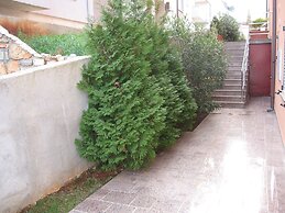 2 Bedroom Seaview Apartment