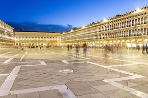 Grimaldi Apartments - Corte Contarina