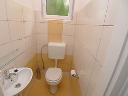 Apartment for six Persons With Three Bedrooms and Internet