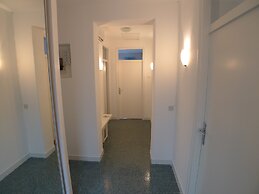 Apartment for six Persons With Three Bedrooms and Internet