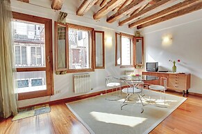 Grimaldi Apartments - Ca Orlina