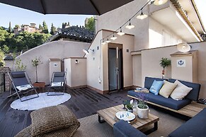 Alhambra Boutique Penthouse Terrace