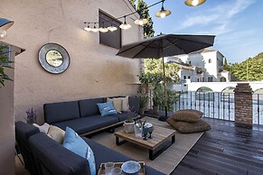 Alhambra Boutique Penthouse Terrace