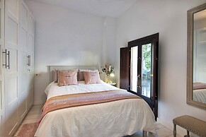 Alhambra Boutique Penthouse Terrace