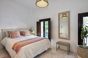 Alhambra Boutique Penthouse Terrace