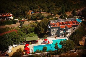 Golden Gate Boutique Hotel