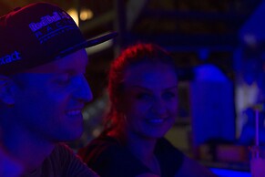 El Zoo Hostel & Pool