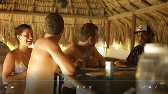 El Zoo Hostel & Pool