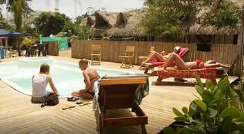 El Zoo Hostel & Pool