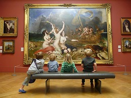 Beautiful 6 bedrooms holiday home Near Manchester