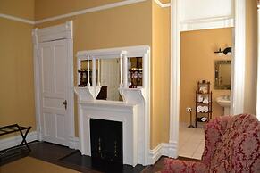 The Mayors Mansion Inn