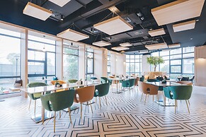 Atour Hotel Swimming Beach Qinglv Road Zhuhai