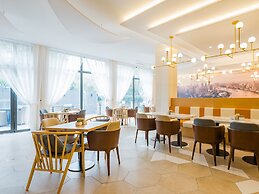 Atour Hotel Swimming Beach Qinglv Road Zhuhai