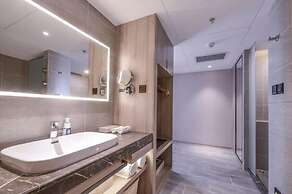 Atour Hotel Swimming Beach Qinglv Road Zhuhai