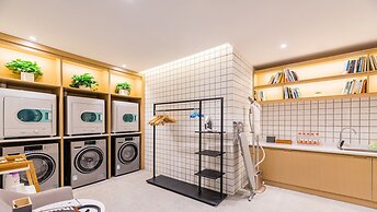 Atour Hotel 2nd ZhongshanRoad Zhongshan
