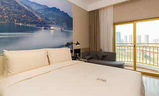 Atour Hotel Hongyadong Riverside Chongqing