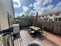 Rare Find! House of Happiness by MIA Zoo & FL Keys