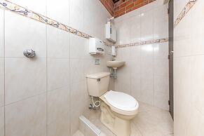 Ayenda 1231 Paradise Center