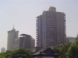Xi'an City Center View Apartment