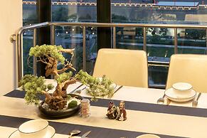 Xi'an City Center View Apartment