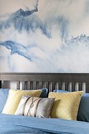 Xi'an City Center View Apartment