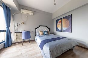 Xi'an City Center View Apartment