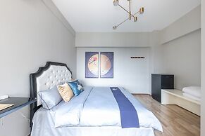 Xi'an City Center View Apartment