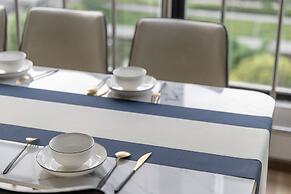 Xi'an City Center View Apartment