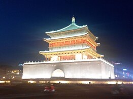 Xi'an City Center View Apartment