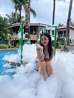 Appleton Little Paradise Beach Resort