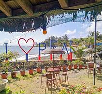 Appleton Little Paradise Beach Resort