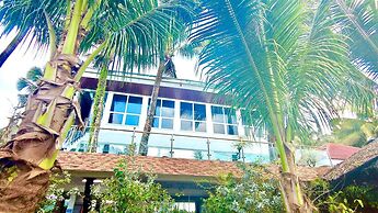 Appleton Little Paradise Beach Resort