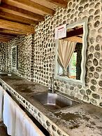 Appleton Little Paradise Beach Resort