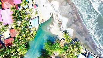 Appleton Little Paradise Beach Resort