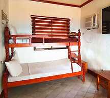 Appleton Little Paradise Beach Resort