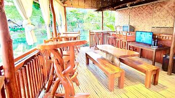 Appleton Little Paradise Beach Resort