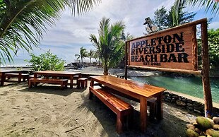 Appleton Little Paradise Beach Resort