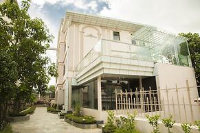 Sarovar Residency Serviced Apartment Hotel