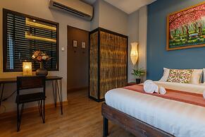 Hostel One Art & Gallery