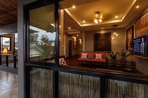 Hostel One Art & Gallery