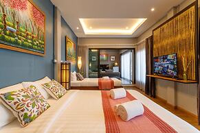 Hostel One Art & Gallery