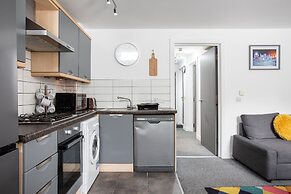 Malone Crescent Apartment