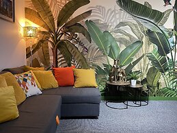 Malone Crescent Apartment