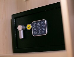 Malone Crescent Apartment