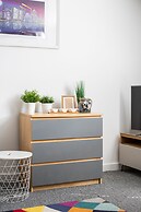 Malone Crescent Apartment