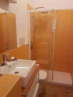 Grimaldi Apartments - Petit Maison