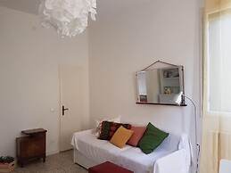 Grimaldi Apartments - Petit Maison