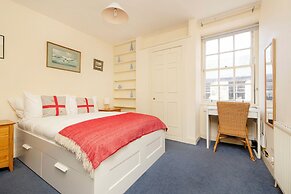 JOIVY Thistle Street - Heart of the City 2-bedroom Apt