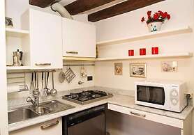 Grimaldi Apartments - Al Timone