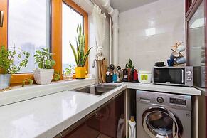 Splendiferous Apartment - Wang Jing
